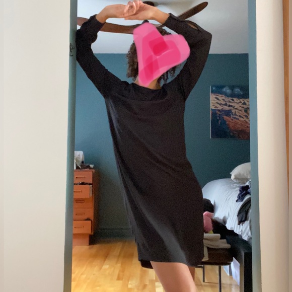 Super minimal Babaton shift dress - Picture 1 of 3